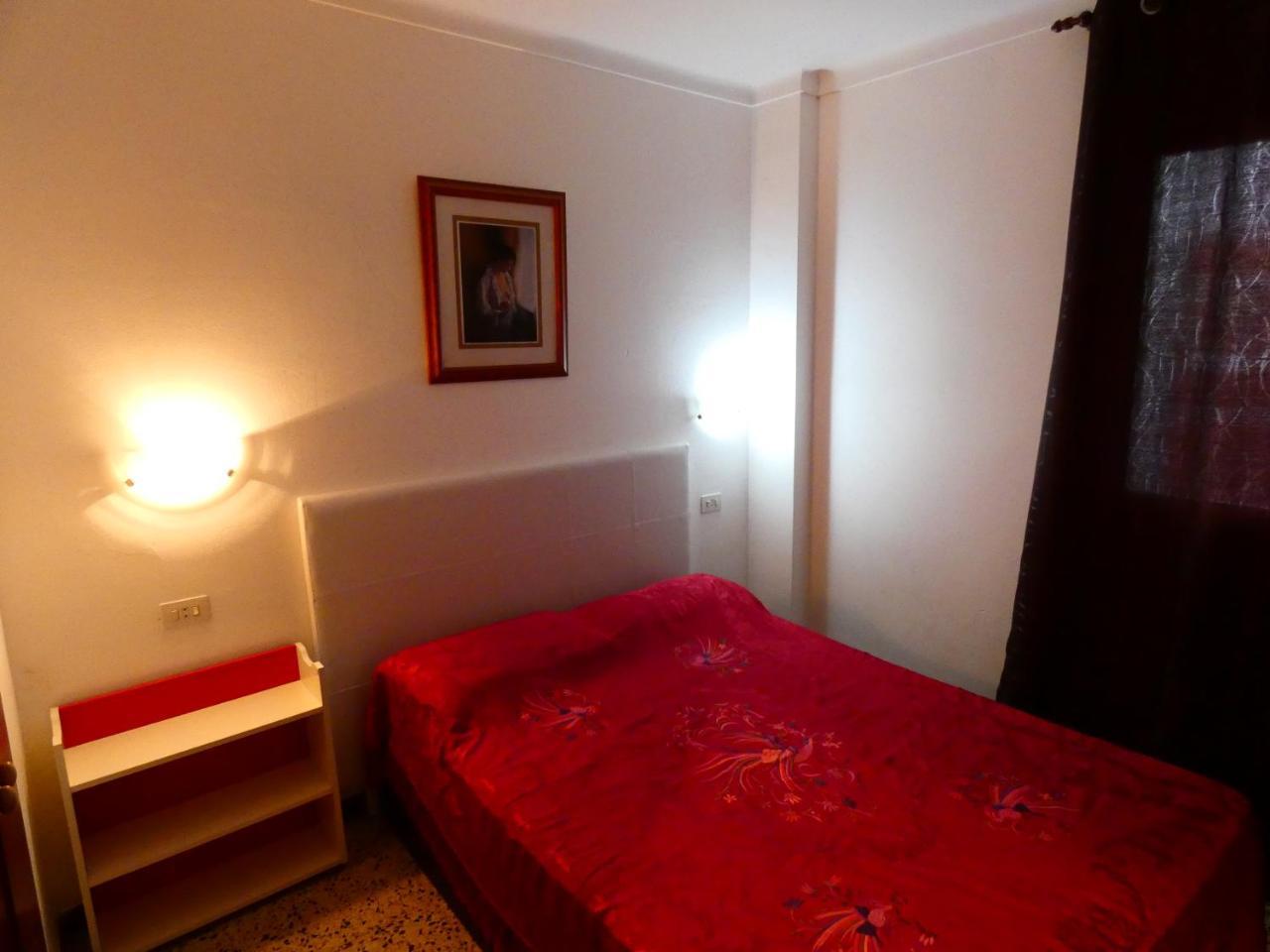 Europa 18 Apartment Roses Luaran gambar