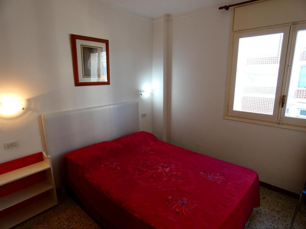 Europa 18 Apartment Roses Luaran gambar