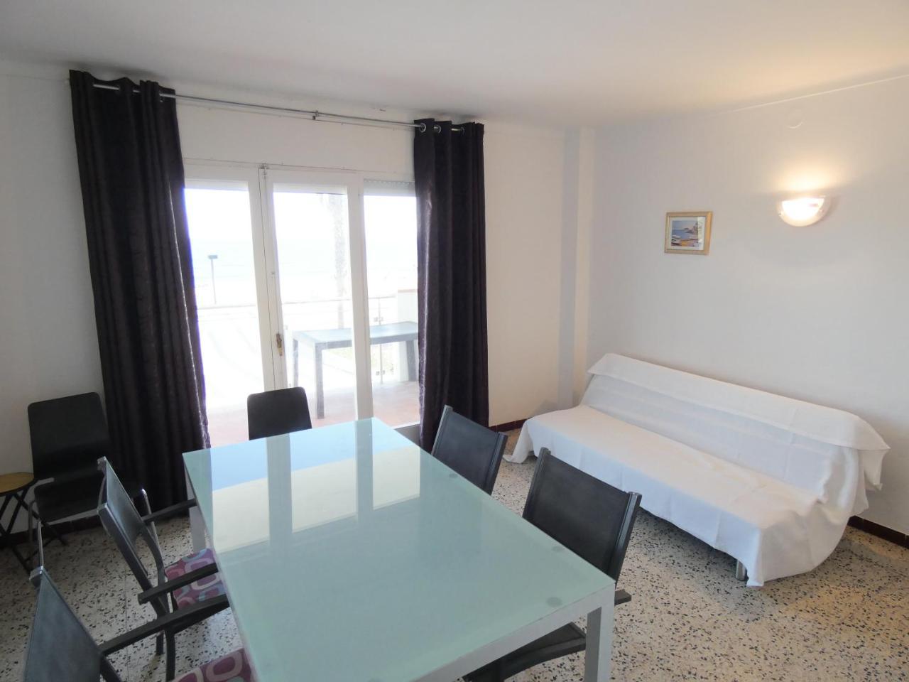 Europa 18 Apartment Roses Luaran gambar